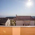 Sea View Apartment Lea