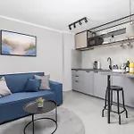 Alloro Apartments