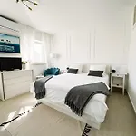 Modern Apartment In The Heart Of Njivice