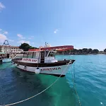 Ferienwohnung Mit Pool Kroatien Mit Meerblick Und Pool