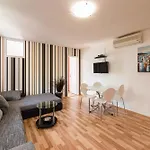 One-Bedroom Apartment Crikvenica 13