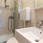 Beautiful Apartment In Grizane With 2 Bedrooms And Wifi