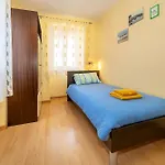 Apartments Ivo With Sea View