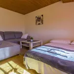 Apartments In Povile 39116