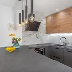 Beautiful Apartment In Porat With House Sea View