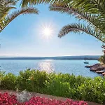 Beautiful Apartment In Porat With House Sea View