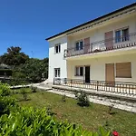 Apartment Ella
