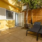 Cozy Apartment In Dramalj With Wifi