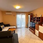 Apartments Jadranka
