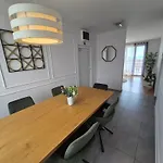 Victory Sea View Apartment