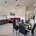 Lilu Apartment