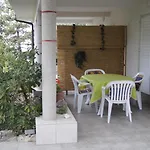Apartment Surfer'S Lodge, Nature Driven With Sauna
