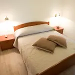 Apartments Beni