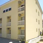 Guesthouse Villa Adria