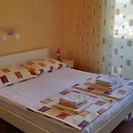 Ljubica Apartments And Rooms