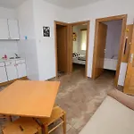 Hrusta Apartment