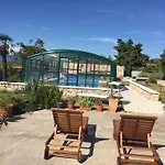 Villa Guki
