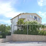 Apartment Amalia