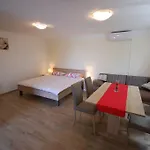 Apartment Bazdaric By El-Pi Tours