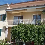 Apartment In Novi Vinodolski 15274