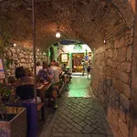 Guest House Floreus Cres