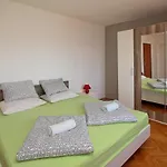 Apartment Ana G