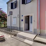 Apartment Mario