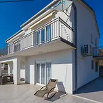Apartments Royal Dujak