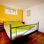 Malnar Emira - Three Bedroom