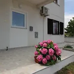Apartment Jadranka