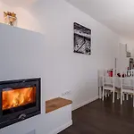Apartment Mirna