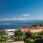 Amarru Deluxe Apartments
