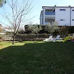 Large Apartment In Malinska Near The Sea