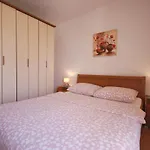Apartments Andrea By El-Pi Tours