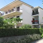 Apartment Vucko 6 Pax