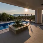 Luxury Villa Viktorija