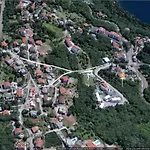 Apartments Anita - One Bedroom Apartment With Garden