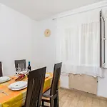 Apartman Fani