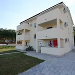 Apartment Samsa Mirica