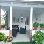 Apartmani Boris I Snjezana Pereza