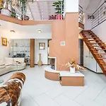 Luxury Penthouse Prestige Near The Sea