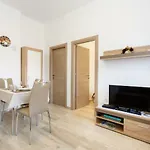 Apartment Rosemary 24
