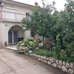 Apartments Uremovic