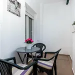 Apartment Avalon