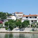 Kampor Apartments