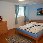 Apartman Sara