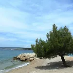 1-Bedroom Apartment With Loggia In Punat Island Krk