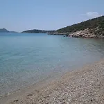 70 Sq M Apartment At Saint Martin'S Harbour