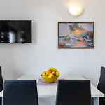 Apartments Mikanovic