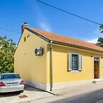 Katarina Vintage House